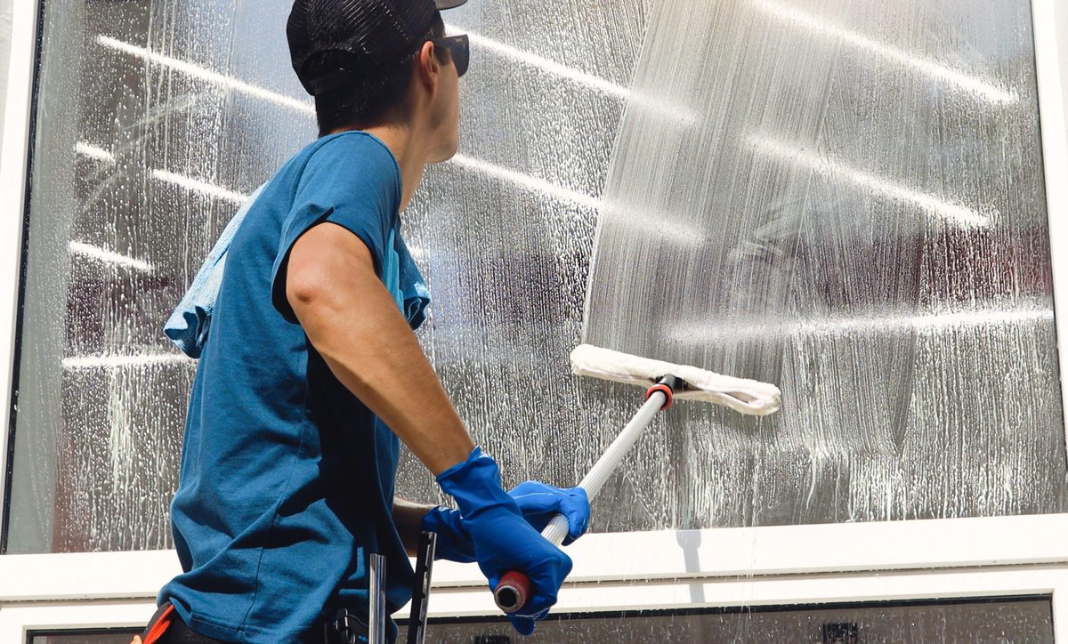 Window Cleaning in Brisbane North by Brisbane North House Washing